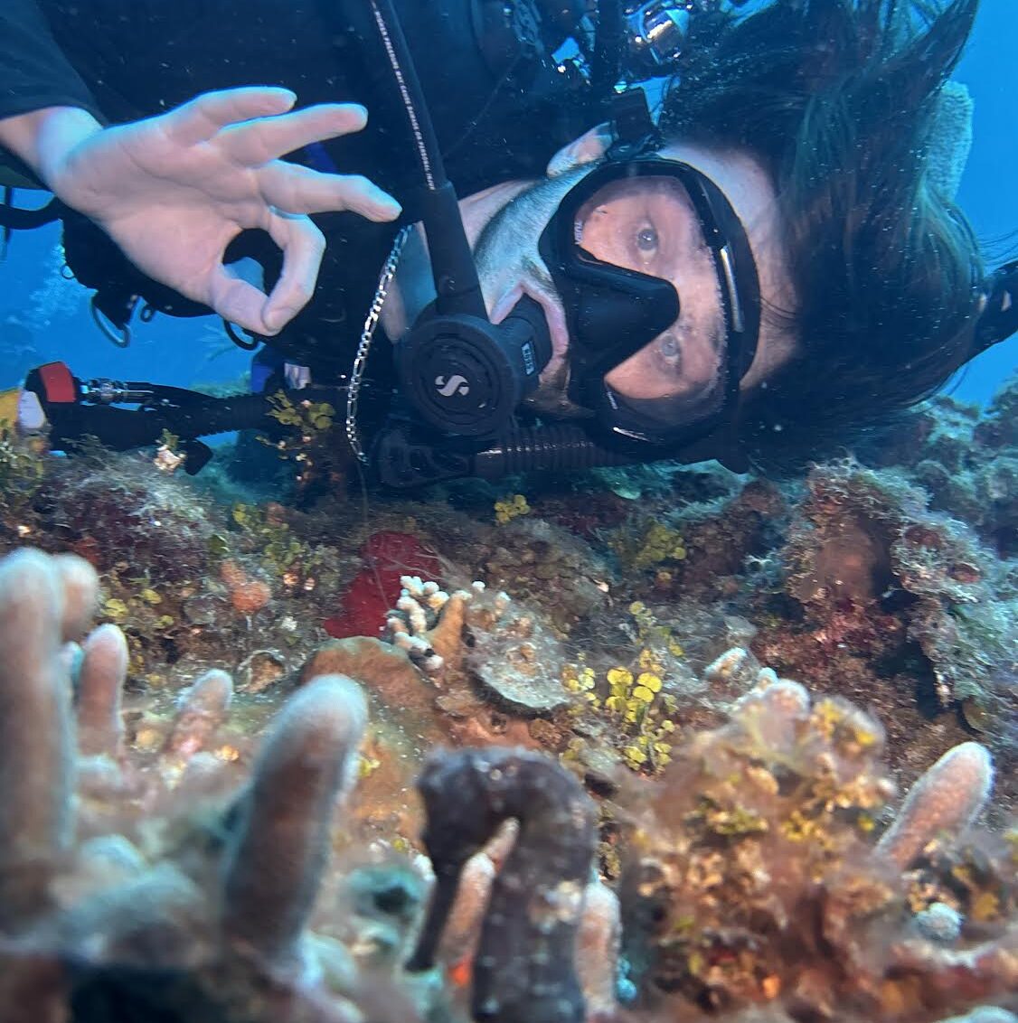 Brooks Glorioso : Volunteer