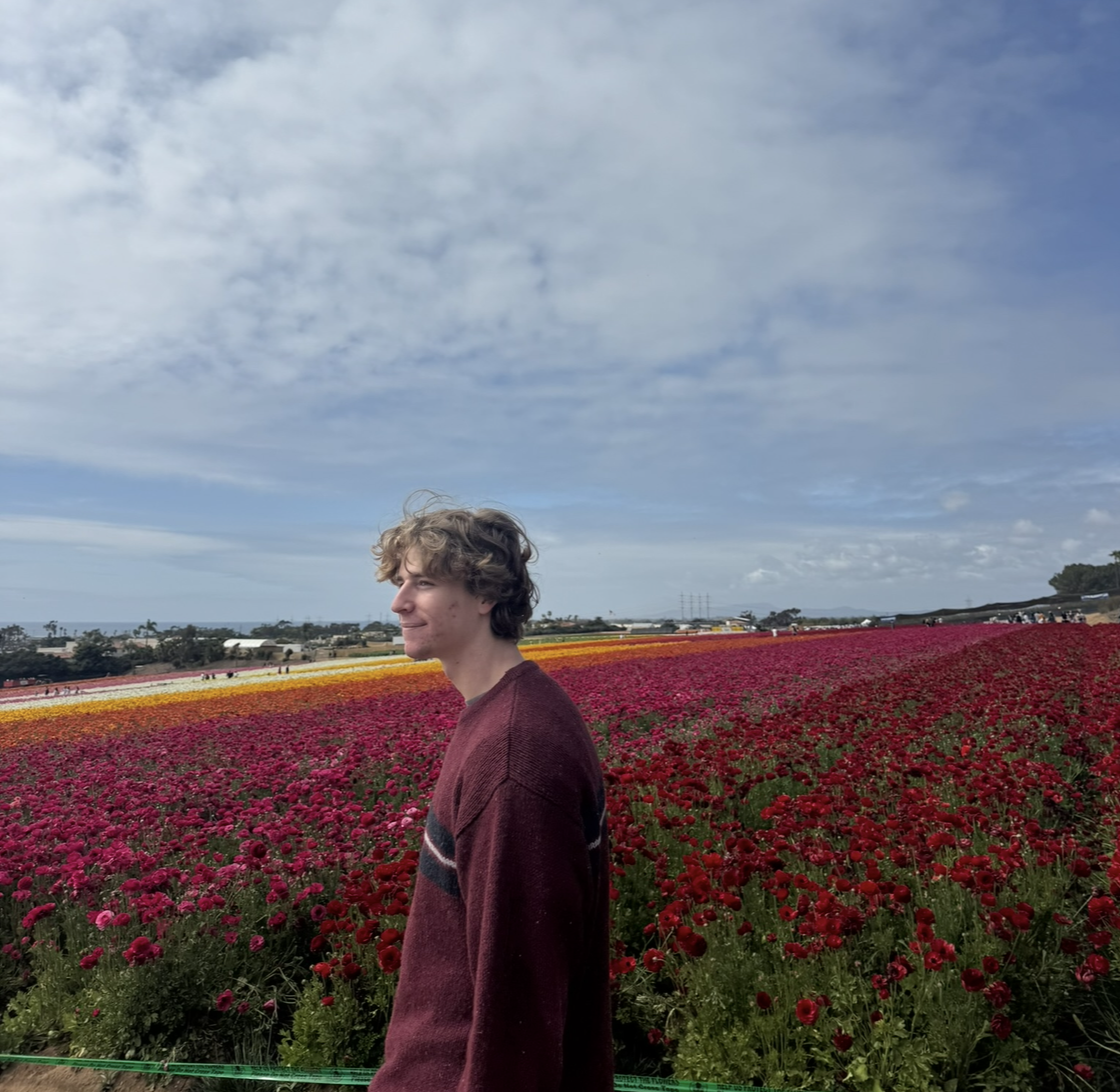 Dylan Granholm : Volunteer